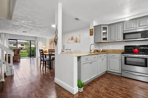 3727 Carambola Circle N Coconut Creek FL 33066