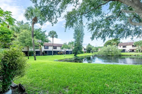 3727 Carambola Circle N Coconut Creek FL 33066
