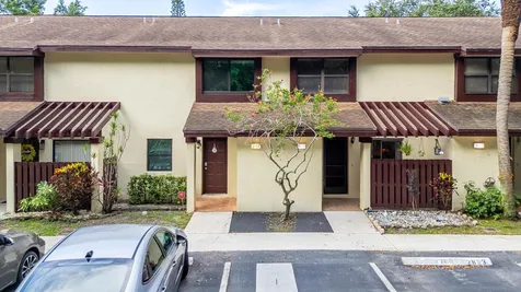 3727 Carambola Circle N Coconut Creek FL 33066