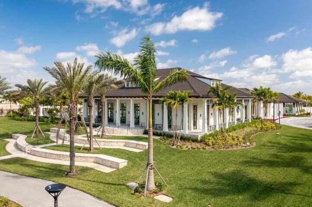 12586 Nautilus Circle Palm Beach Gardens FL 33412