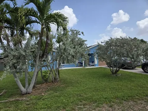 8111 NW 100th Terrace NW Tamarac FL 33321