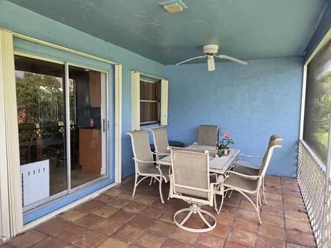8111 NW 100th Terrace NW Tamarac FL 33321
