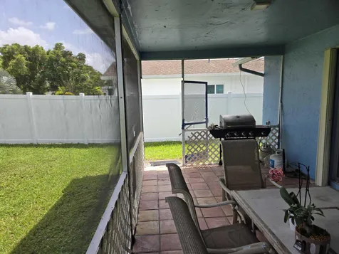 8111 NW 100th Terrace NW Tamarac FL 33321