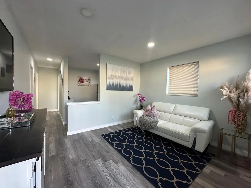 2316 Freedom Street Hollywood FL 33020