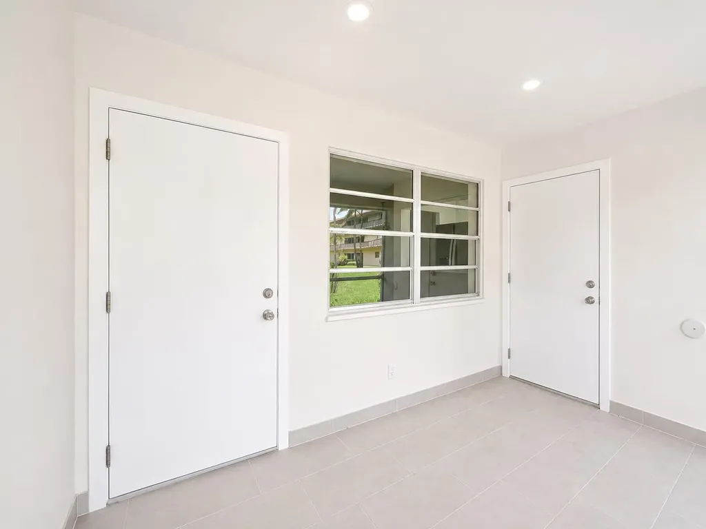 5300 Washington Street Hollywood FL 33021