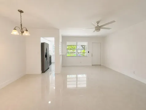 5300 Washington Street Hollywood FL 33021