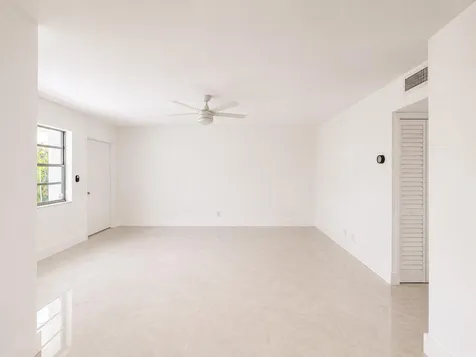 5300 Washington Street Hollywood FL 33021