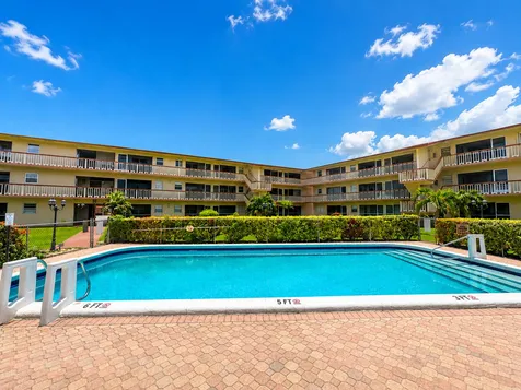 5300 Washington Street Hollywood FL 33021