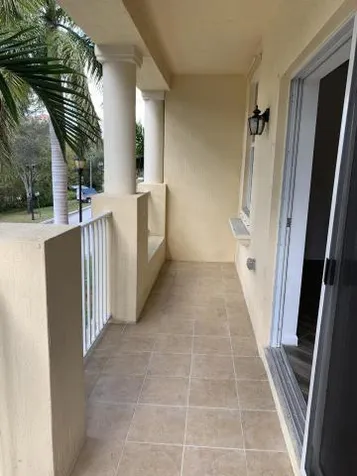 1928 Via Granada Boynton Beach FL 33426