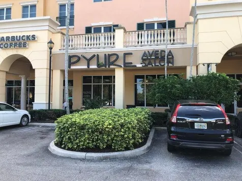 1928 Via Granada Boynton Beach FL 33426