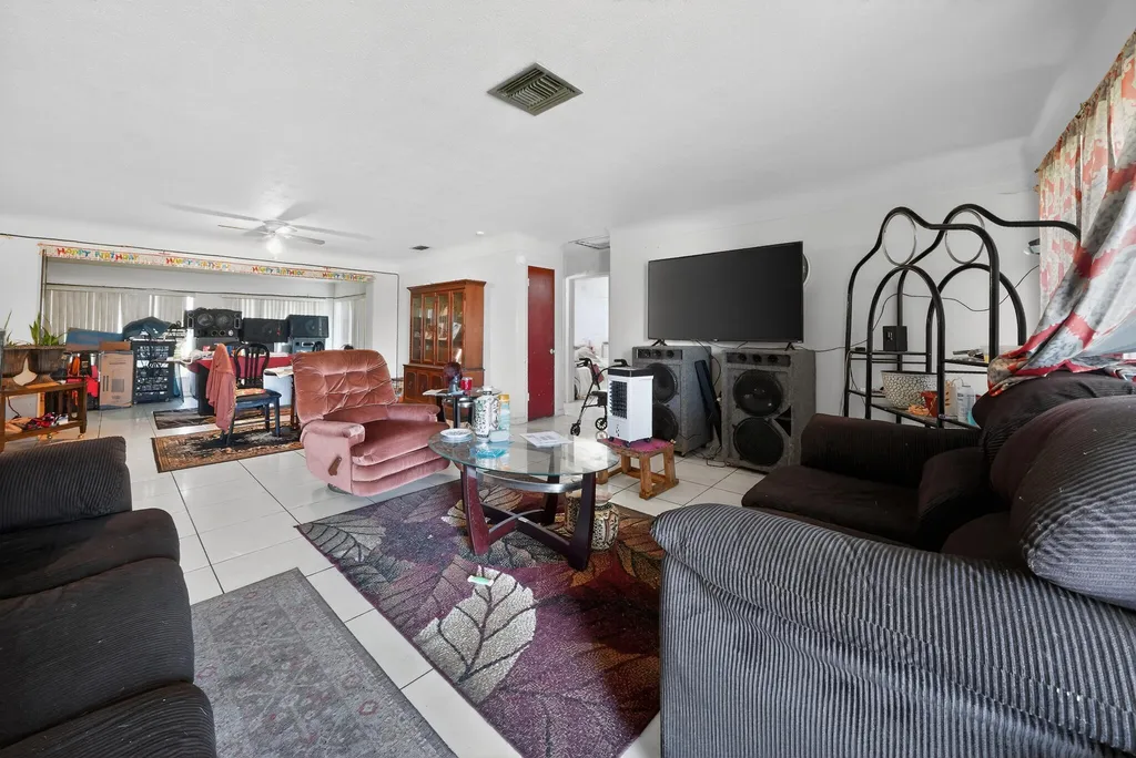 113 W Arbor Avenue Port St Lucie FL 34952