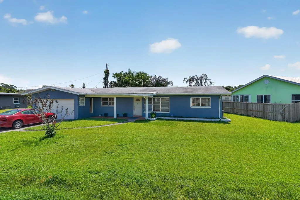 113 W Arbor Avenue Port St Lucie FL 34952