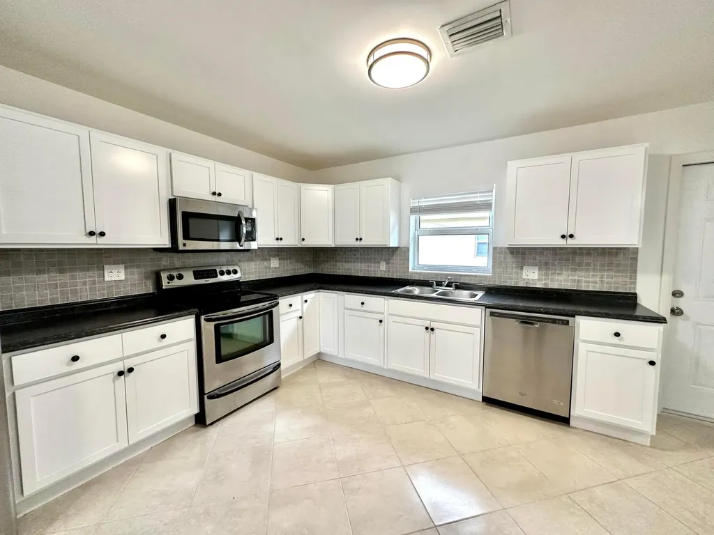10134 Plant Drive Palm Beach Gardens FL 33410