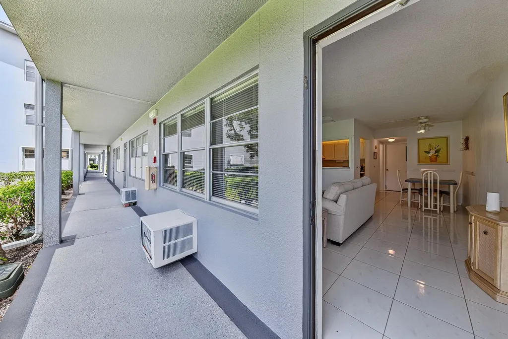 50 Suffolk B Boca Raton FL 33434