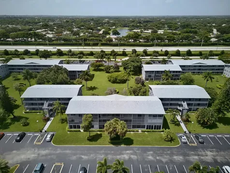 50 Suffolk B Boca Raton FL 33434
