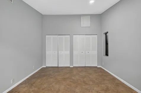 3076 S Oakland Forest Drive Oakland Park FL 33309