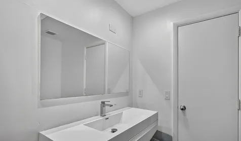 3076 S Oakland Forest Drive Oakland Park FL 33309