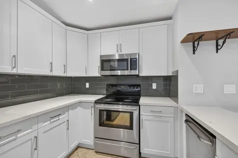 3076 S Oakland Forest Drive Oakland Park FL 33309