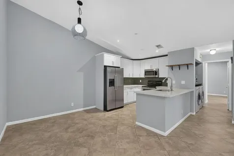 3076 S Oakland Forest Drive Oakland Park FL 33309