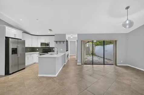 3076 S Oakland Forest Drive Oakland Park FL 33309