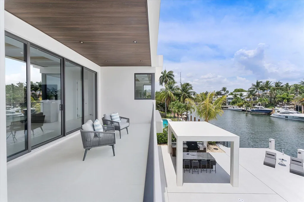 1607 SE 14th Street Fort Lauderdale FL 33316