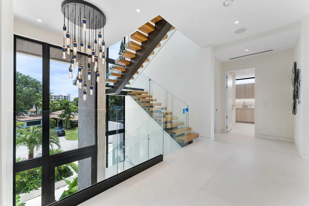 1607 SE 14th Street Fort Lauderdale FL 33316