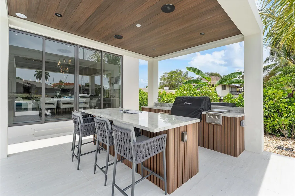1607 SE 14th Street Fort Lauderdale FL 33316