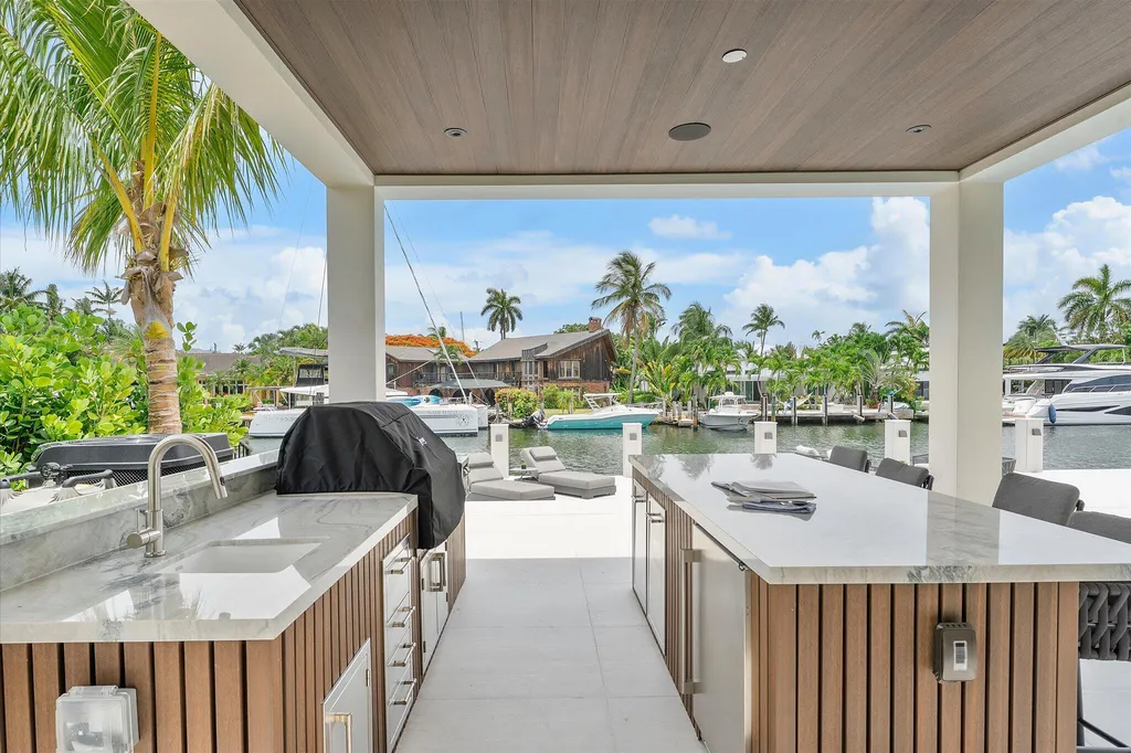 1607 SE 14th Street Fort Lauderdale FL 33316