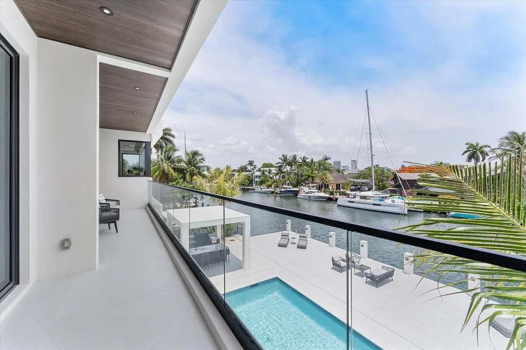 1607 SE 14th Street Fort Lauderdale FL 33316