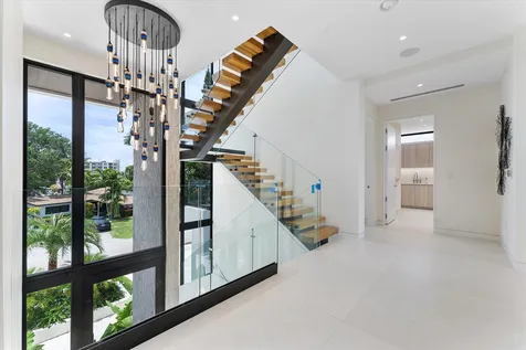 1607 SE 14th Street Fort Lauderdale FL 33316