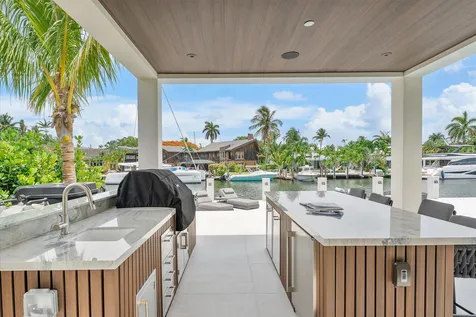 1607 SE 14th Street Fort Lauderdale FL 33316