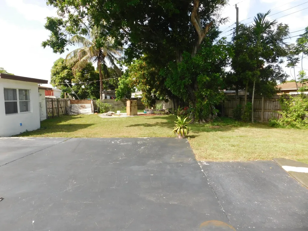 2251 NW 29th Terrace Fort Lauderdale FL 33311