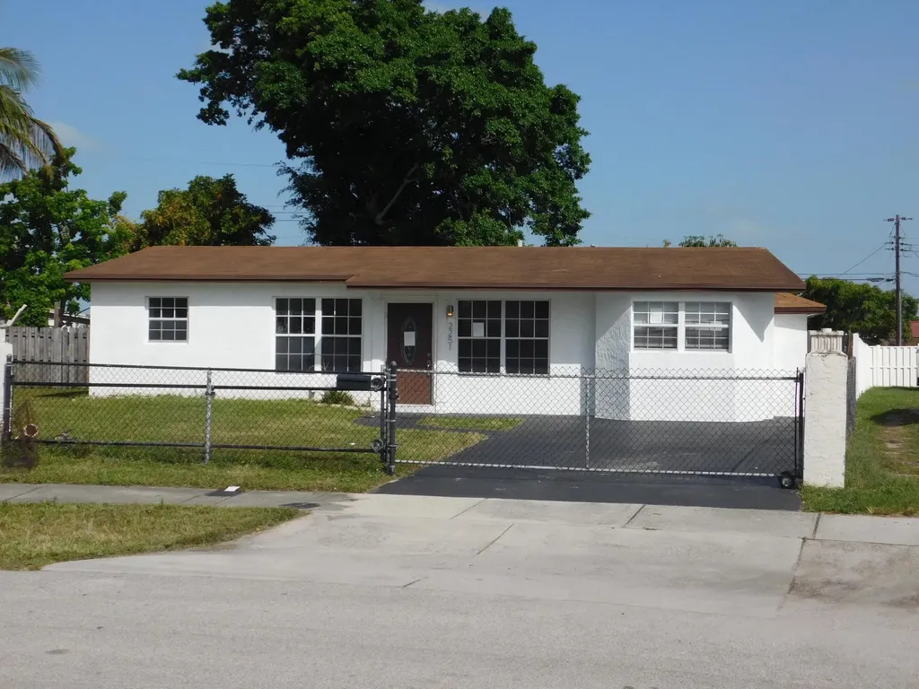 2251 NW 29th Terrace Fort Lauderdale FL 33311