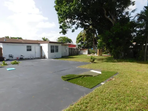 2251 NW 29th Terrace Fort Lauderdale FL 33311