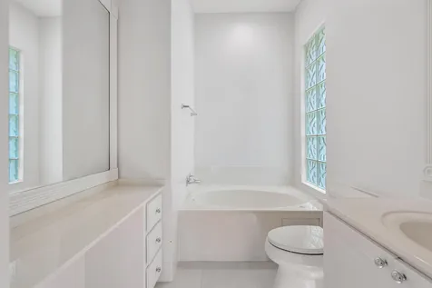 8894 SE Retreat Drive Hobe Sound FL 33455