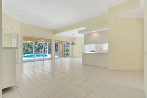 8894 SE Retreat Drive Hobe Sound FL 33455