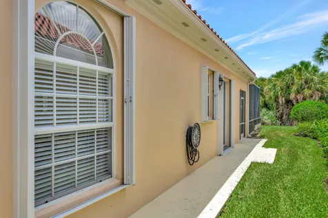 8894 SE Retreat Drive Hobe Sound FL 33455