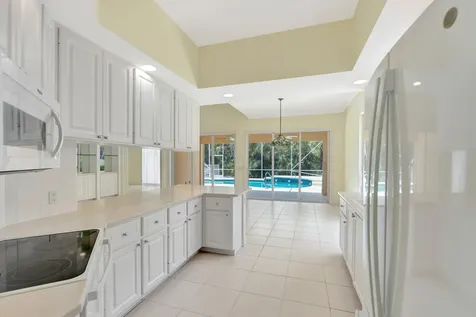 8894 SE Retreat Drive Hobe Sound FL 33455