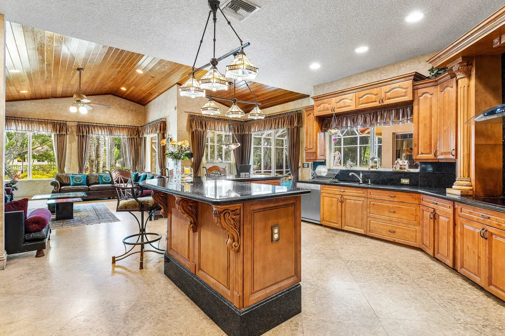 16090 Rio Del Paz Delray Beach FL 33446