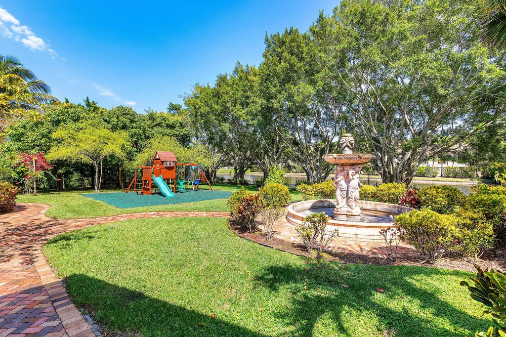 16090 Rio Del Paz Delray Beach FL 33446