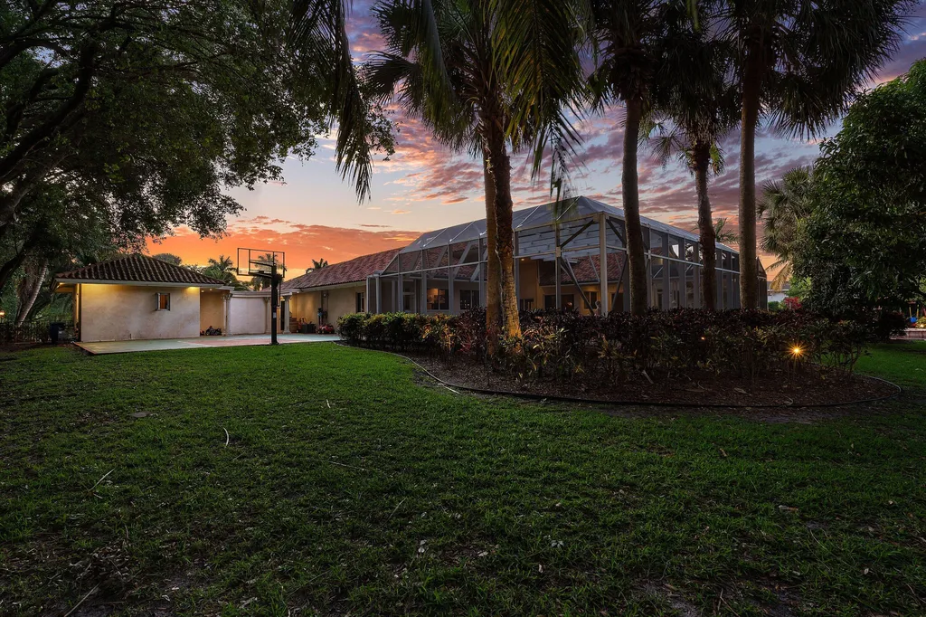 16090 Rio Del Paz Delray Beach FL 33446