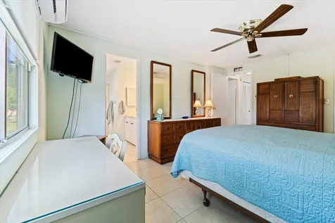5389 NW 3rd Avenue Deerfield Beach FL 33064