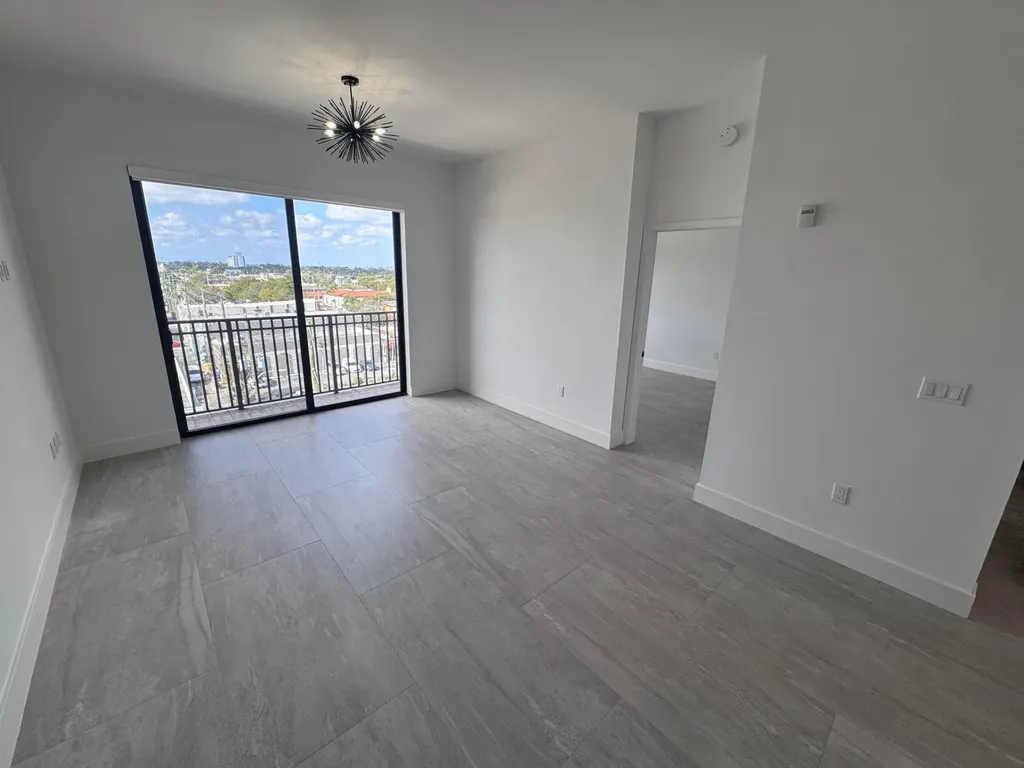 511 Lucerne Avenue Lake Worth Beach FL 33460