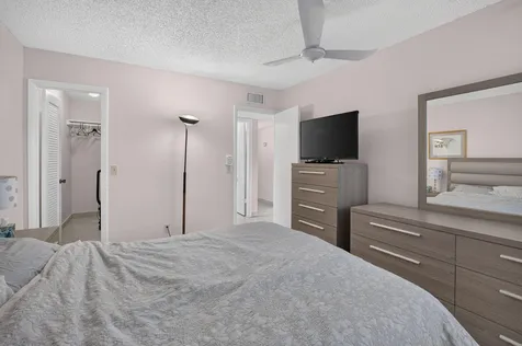 809 Normandy Q Delray Beach FL 33484