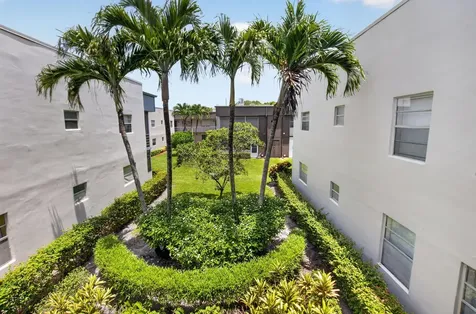 809 Normandy Q Delray Beach FL 33484