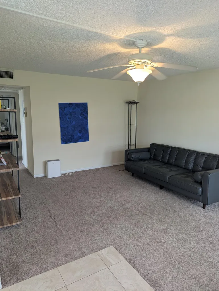 589 Fanshaw O Boca Raton FL 33434