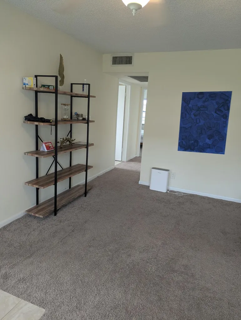 589 Fanshaw O Boca Raton FL 33434