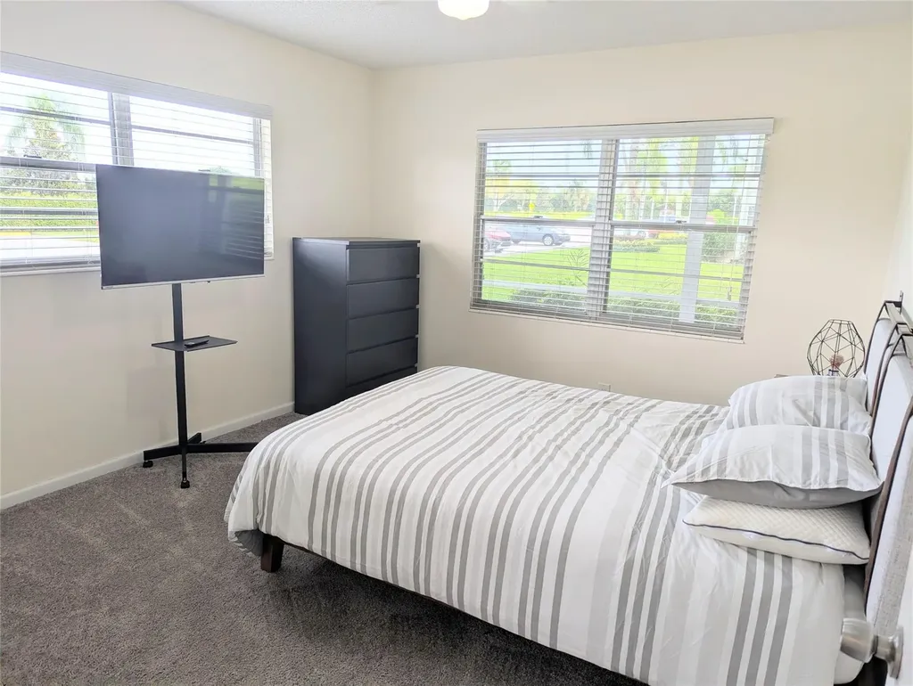589 Fanshaw O Boca Raton FL 33434
