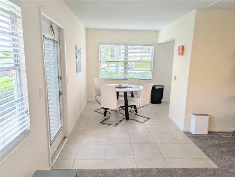 589 Fanshaw O Boca Raton FL 33434