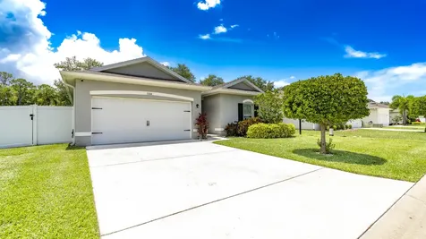 5344 Oakland Lake Circle Fort Pierce FL 34951